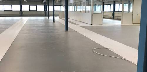 Glovelier - Locaux commerciaux