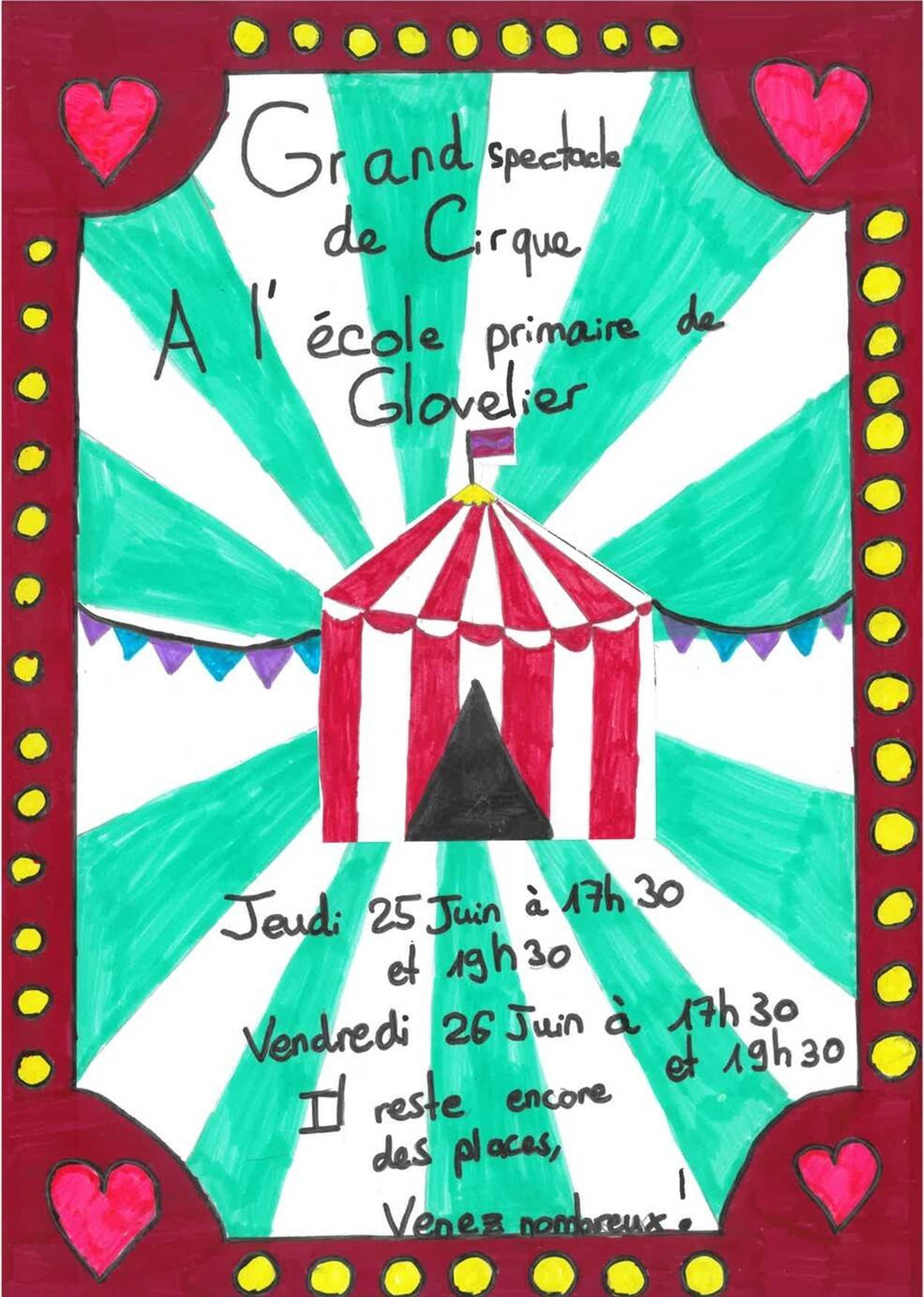 Spectacle de cirque des élèves de l'école primaire de Glovelier