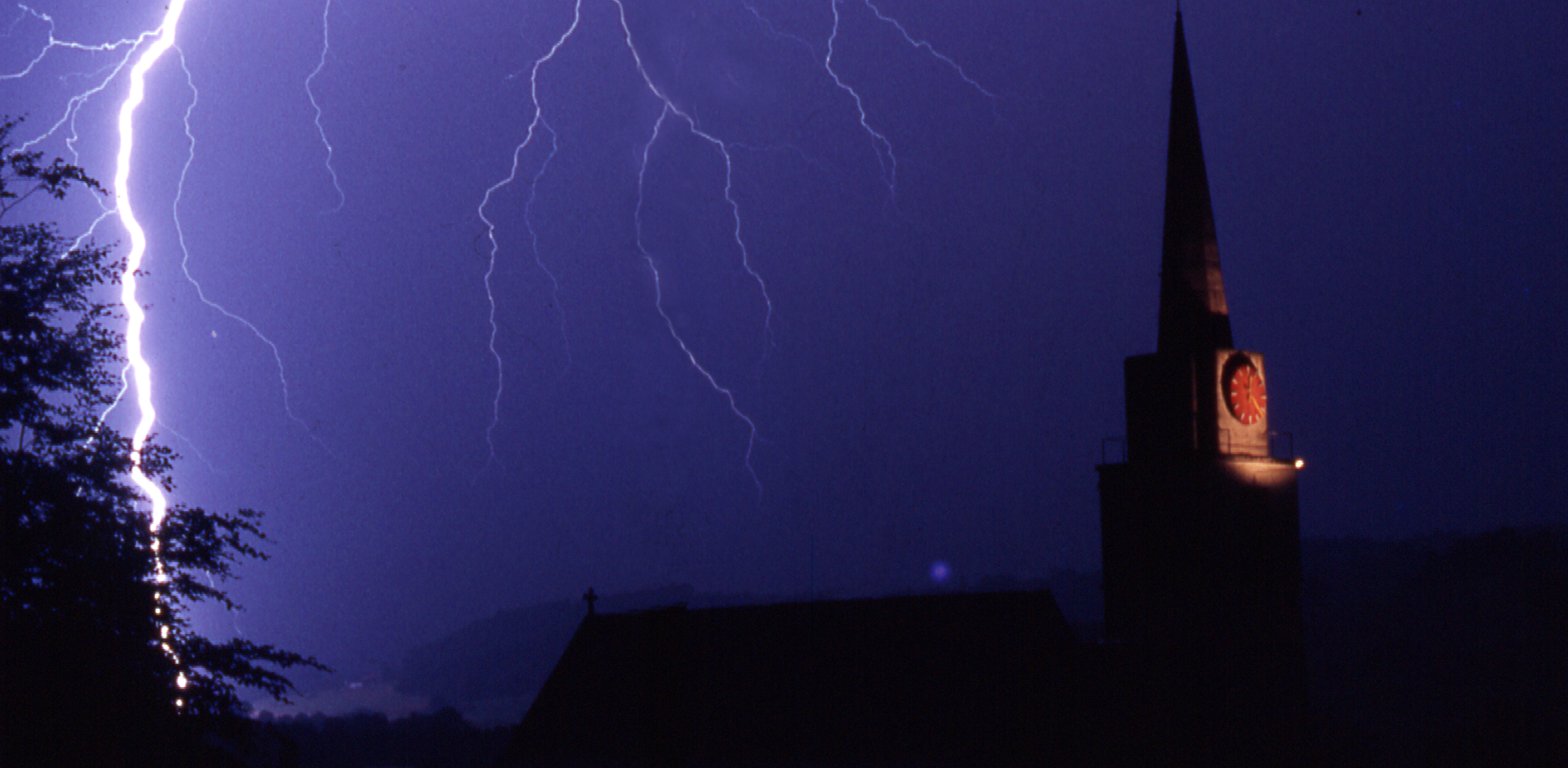 Orage sur Courfaivre.jpg